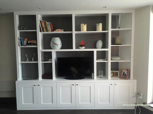Bookshelves with cabinets