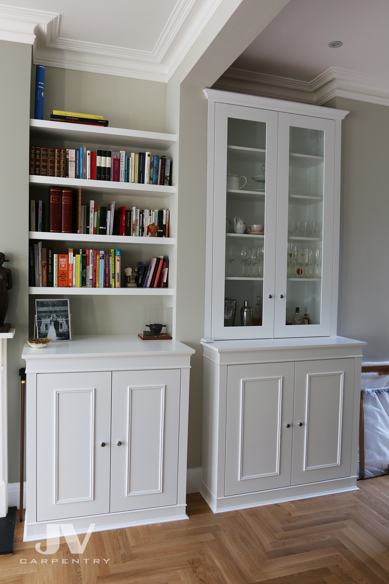 Fitted Alcove display unit and floating shelves