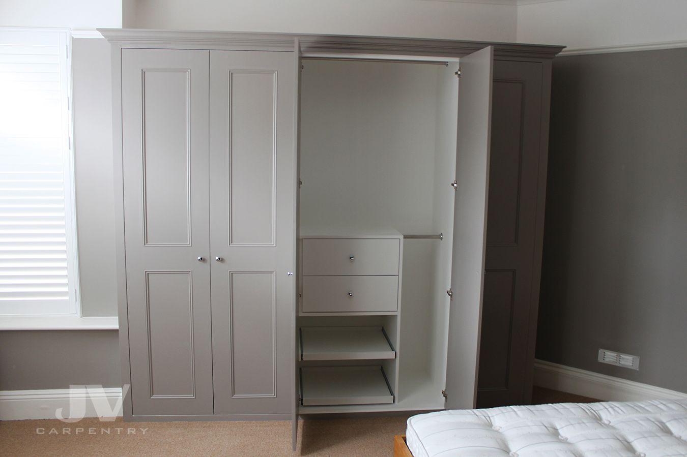 Grey fitted wardrobe, hanwell