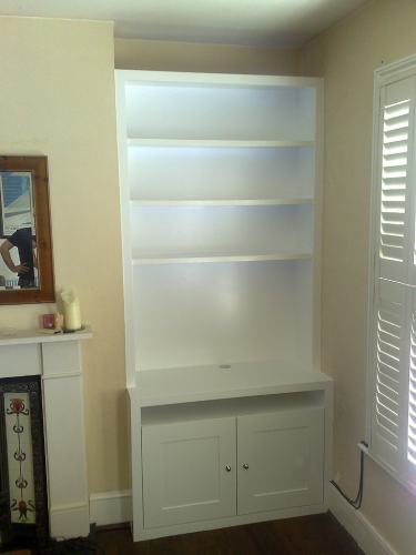 fitted shelves alcove