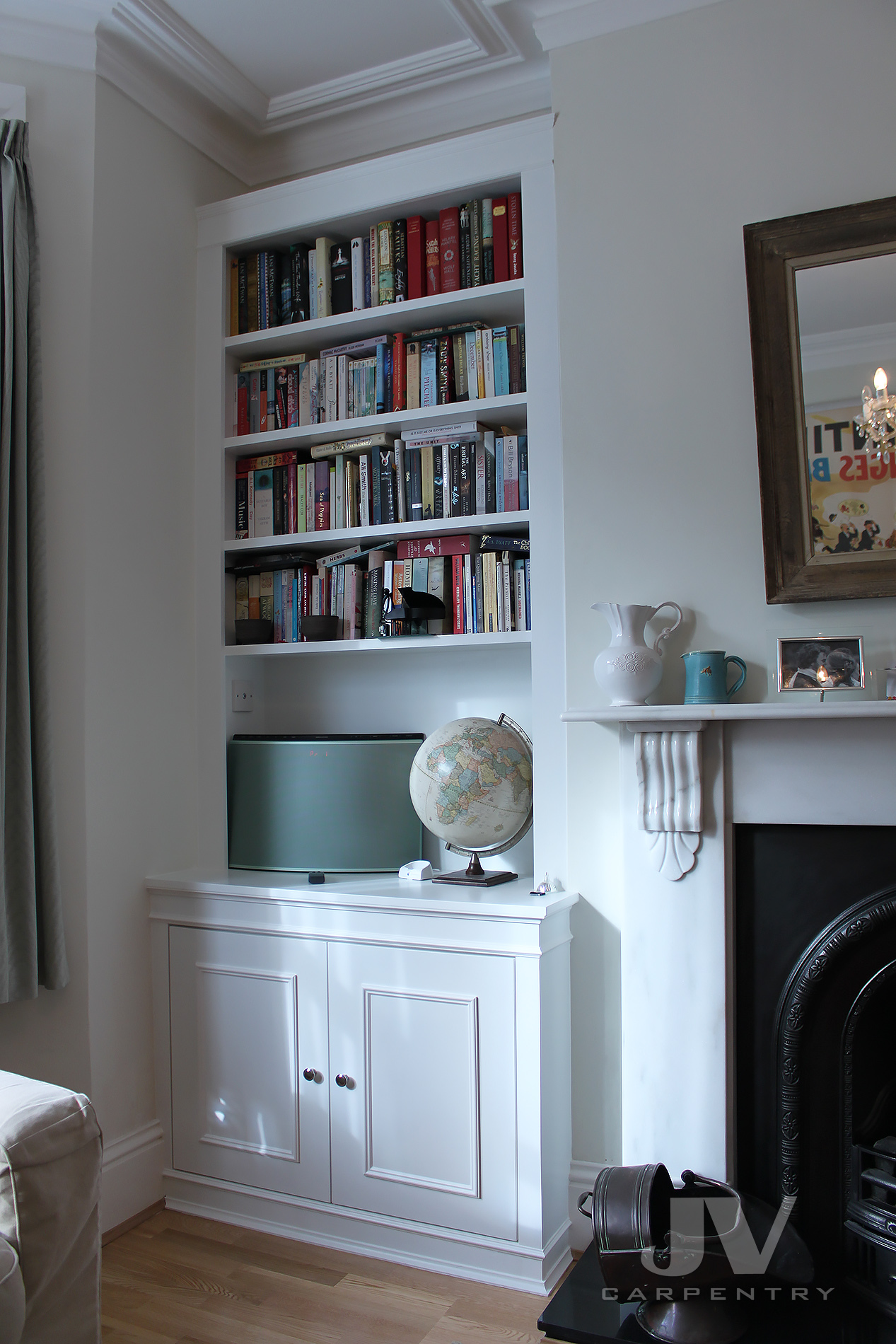 white alcove bookcase. idea 6 -1